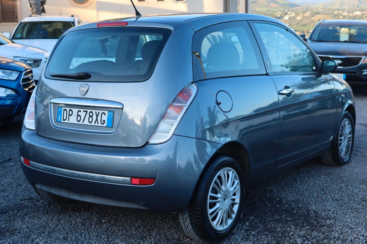 Lancia Ypsilon 1.2 Modamilano