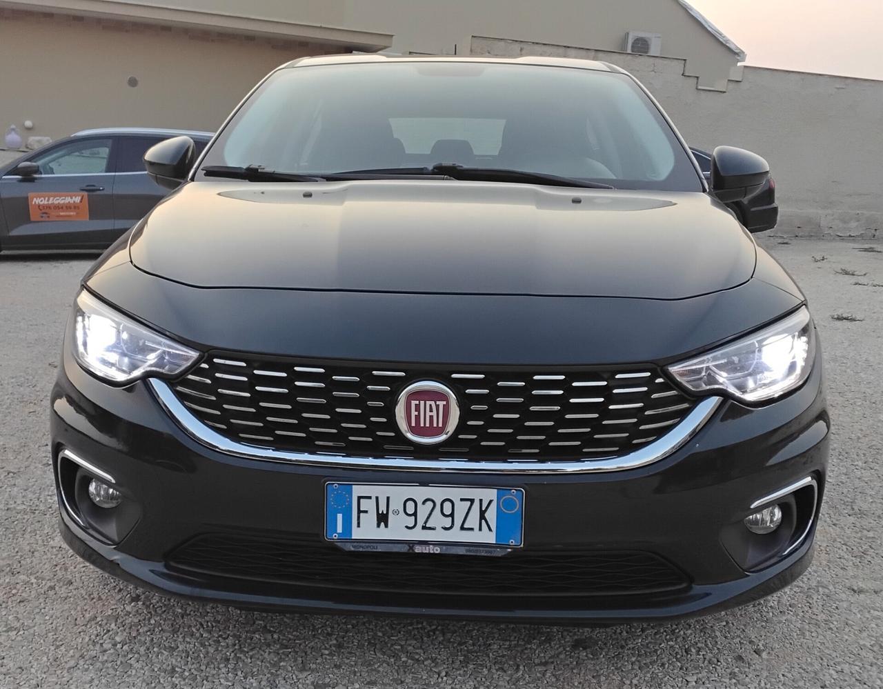 Fiat Tipo 1.6 Mjt S&S 5 porte Sport