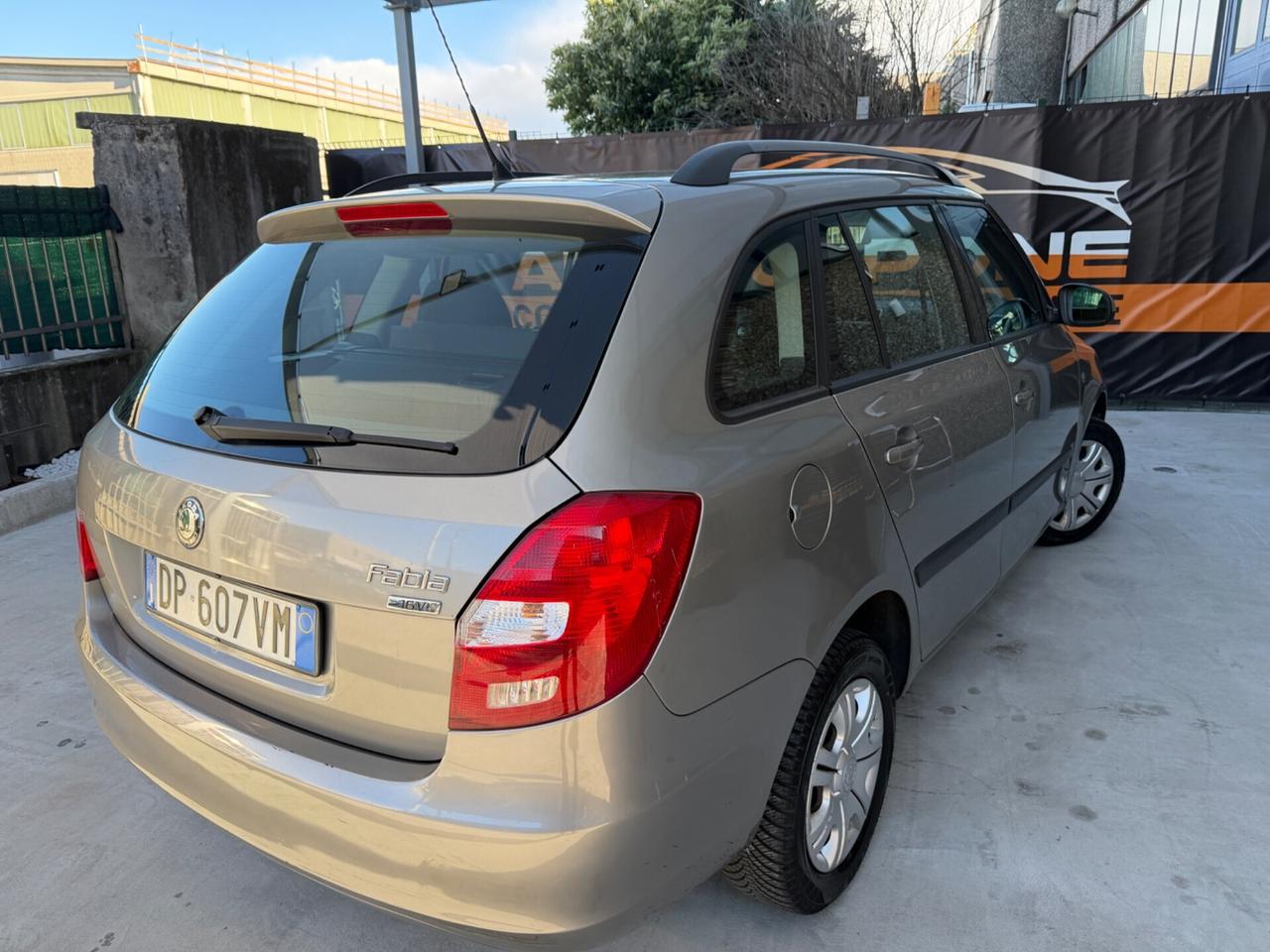 SKODA FABIA 1.4 BENZINA EURO4 COMERCIANTI