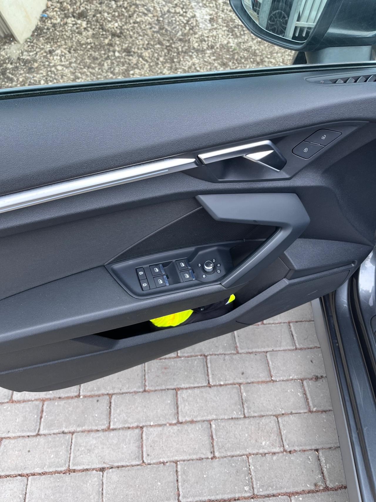 Audi A3 Sedan 35 TDI S tronic line edition