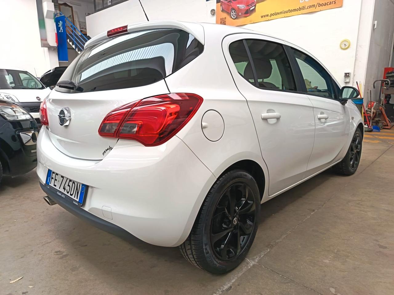 Opel Corsa 1.4 90CV GPL Tech 5 porte 68kW