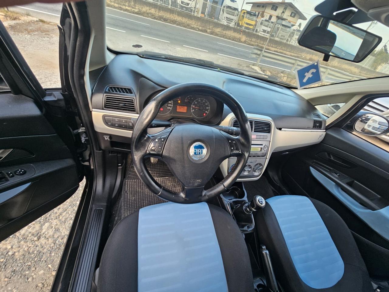 Fiat Grande Punto 1.4 GANCIO TRAINO/GPL