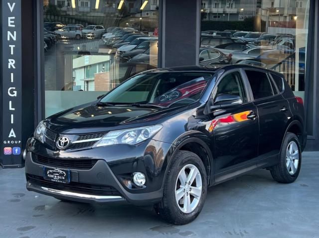 TOYOTA - RAV4 - 2.0 D-4D 2WD Active