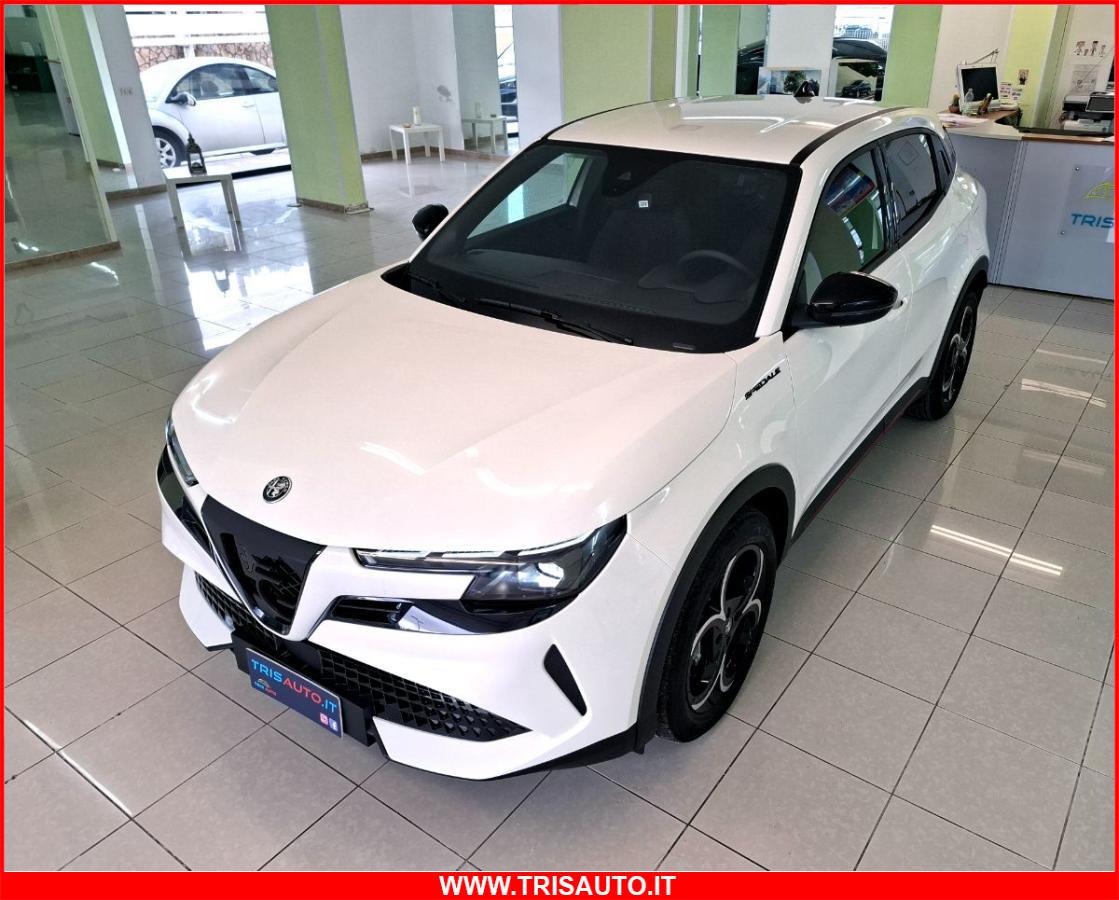 ALFA ROMEO Junior 1.2T Hybrid eDCT6 145cv Speciale NEOPATENTATI IVATA