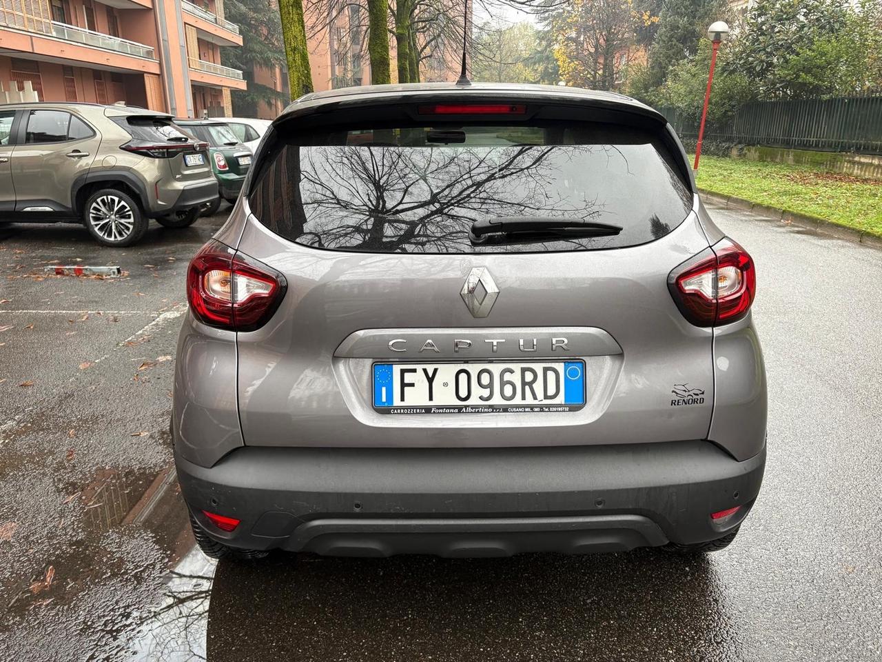Renault Captur dCi 8V 90 CV EDC Sport Edition2