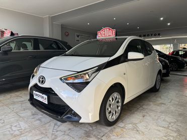 Toyota Aygo Connect 1.0 72CV 5p x-business