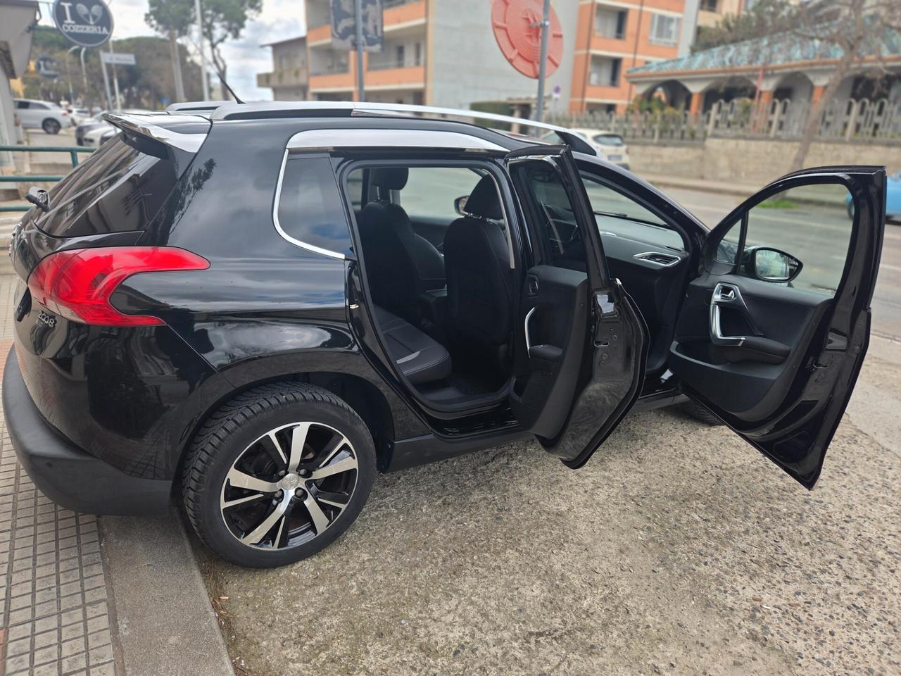 Peugeot 2008 1.6 e-HDi 92 CV Stop&Start Allure