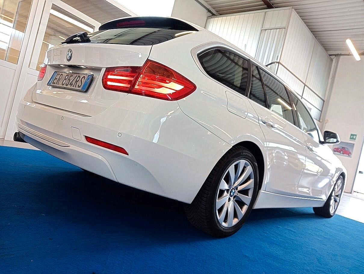 BMW 318 D Touring MODERN MANUALE LED 17" NAVI