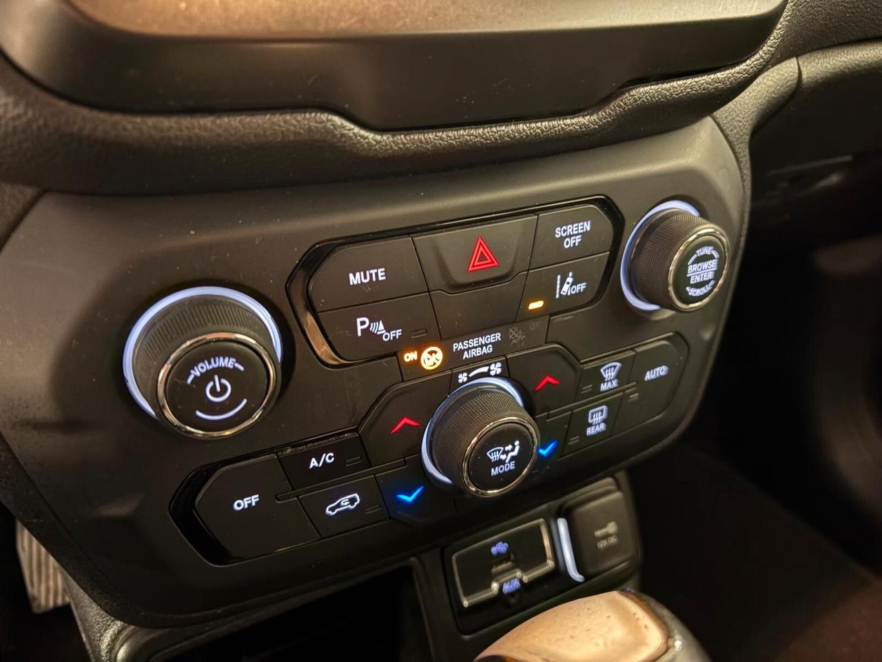 Jeep Renegade 1.6 Mjt DDCT 120 CV Night Eagle