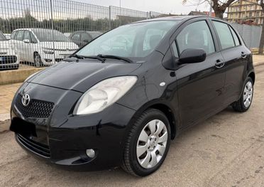 Toyota Yaris 1.3 5 porte
