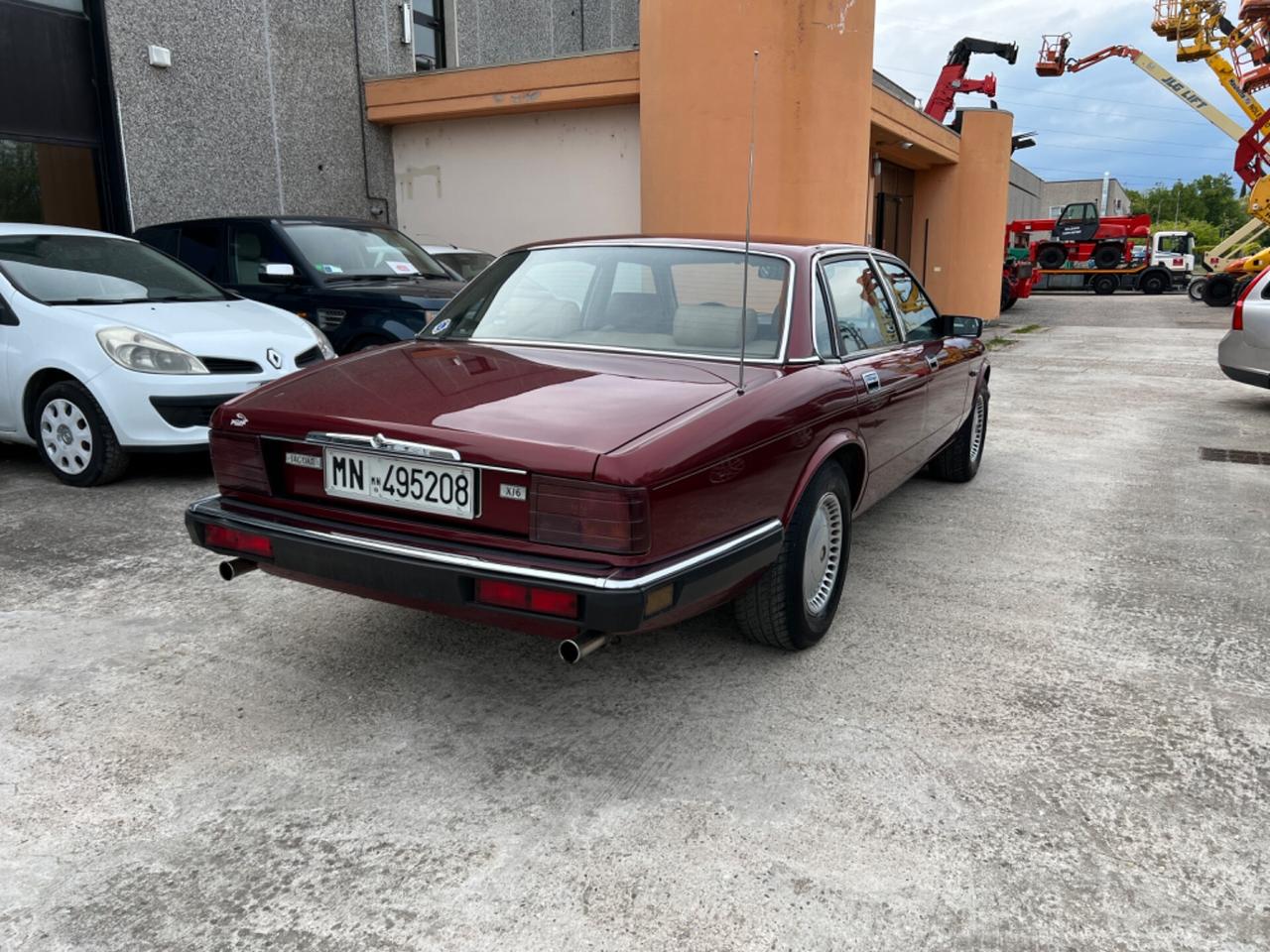 Jaguar XJ XJ6 4.0