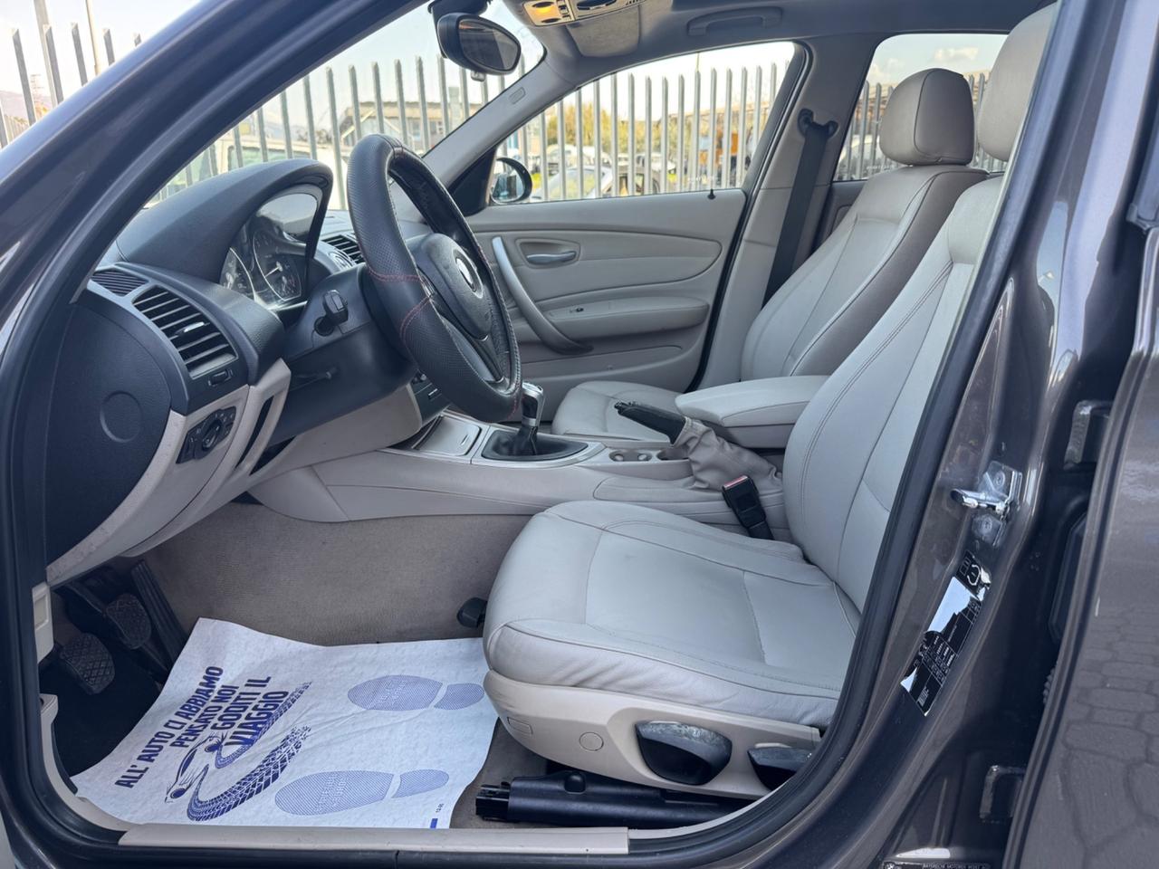 Bmw 116 116i 5p. Futura