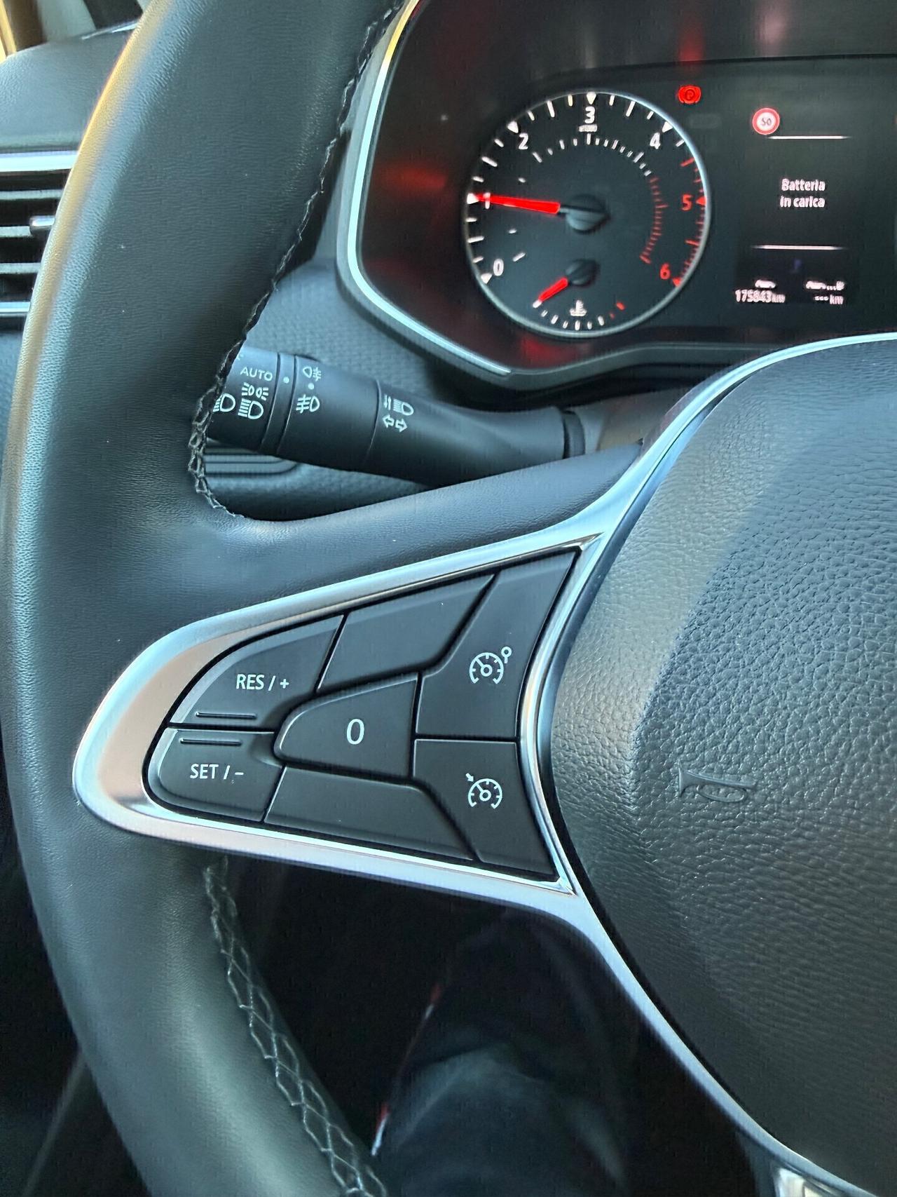 Renault Clio 1.5 Diesel nuovo modello uni proprietario X neo patentati