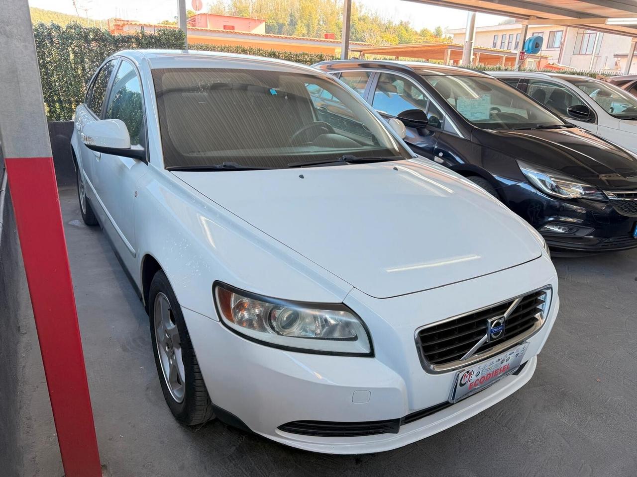 Volvo S40 D2 Momentum 1.6 d 110CV