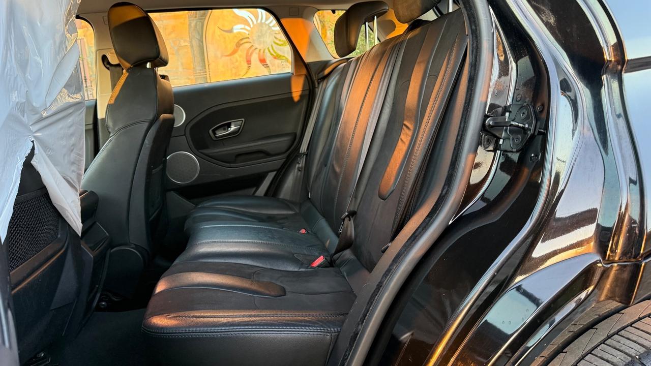 Land Rover Range Evoque 2.2 TD4 5p. Prestige