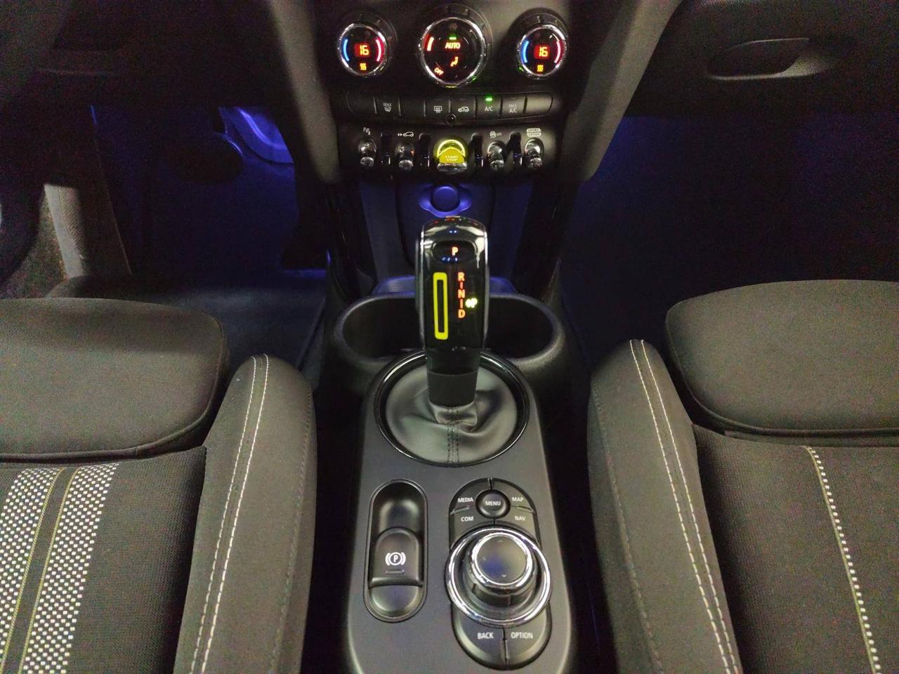 MINI Mini Cooper SE Classic