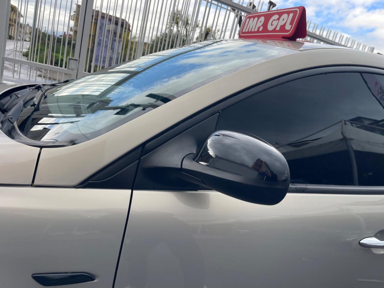 Lancia Ypsilon 1.2 69 CV 5 porte GPL Ecochic Gold