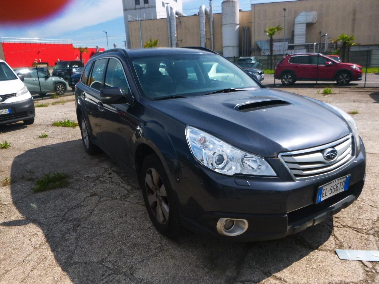 Subaru OUTBACK 2.0D Trend Limited