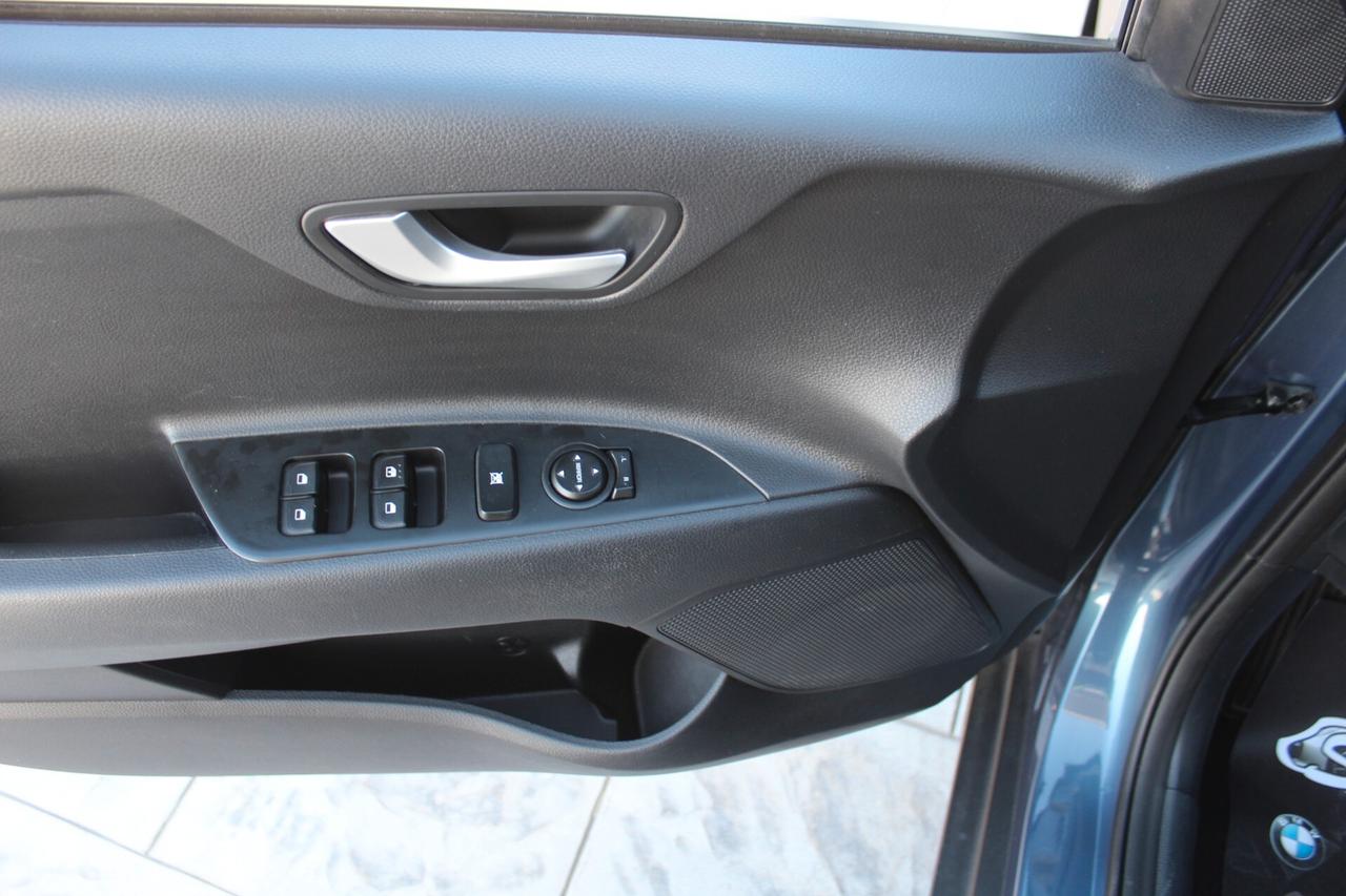 Kia Stonic 1.0 T-GDi 100 CV MHEV MT Urban Special Edition