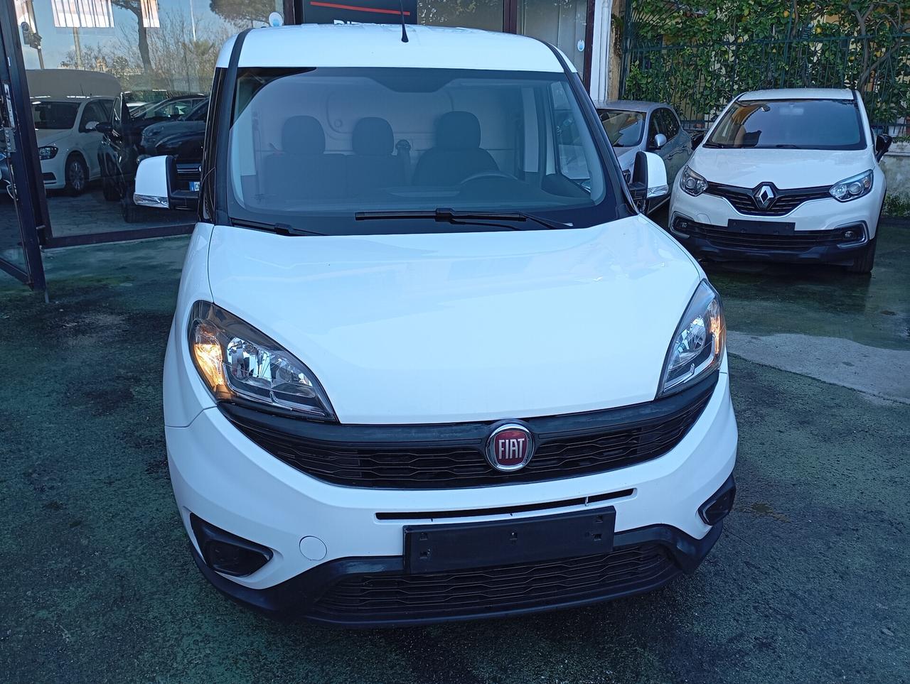Fiat Doblo Cargo 1.6 Multijet 105CV Lounge 3 Posti