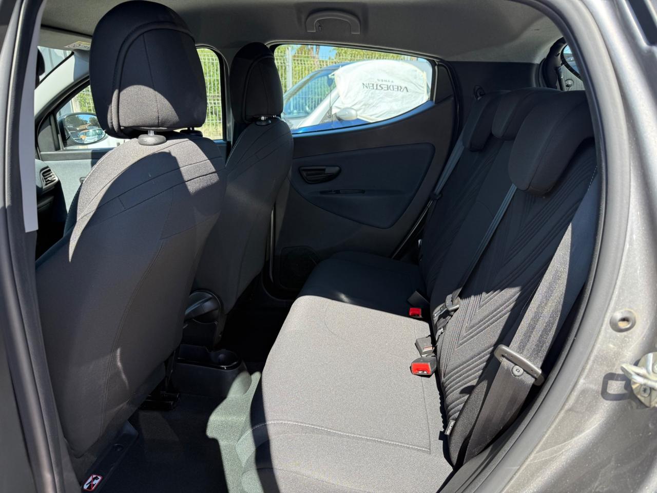 Lancia Ypsilon 1.0 FireFly 5 porte S&S Hybrid Ecochic Gold