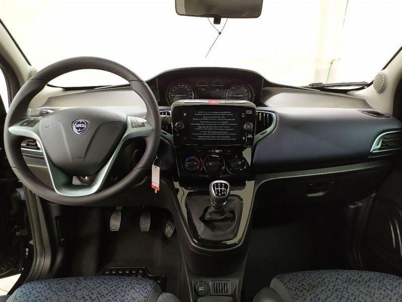 Lancia Ypsilon 1.0 firefly hybrid Gold s&s 70cv 5p.ti