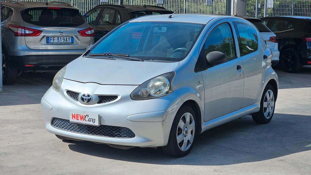 Toyota Aygo 1.0 12V VVT-i 5 porte