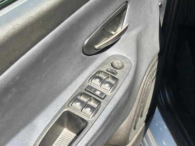 LANCIA Ypsilon 1.2 69 CV 5 porte GPL Ecochic Platinum
