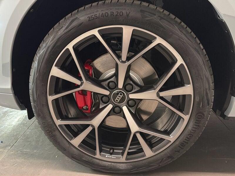 Audi Q3 e-hybrid 200 kW S tr S Line Edition