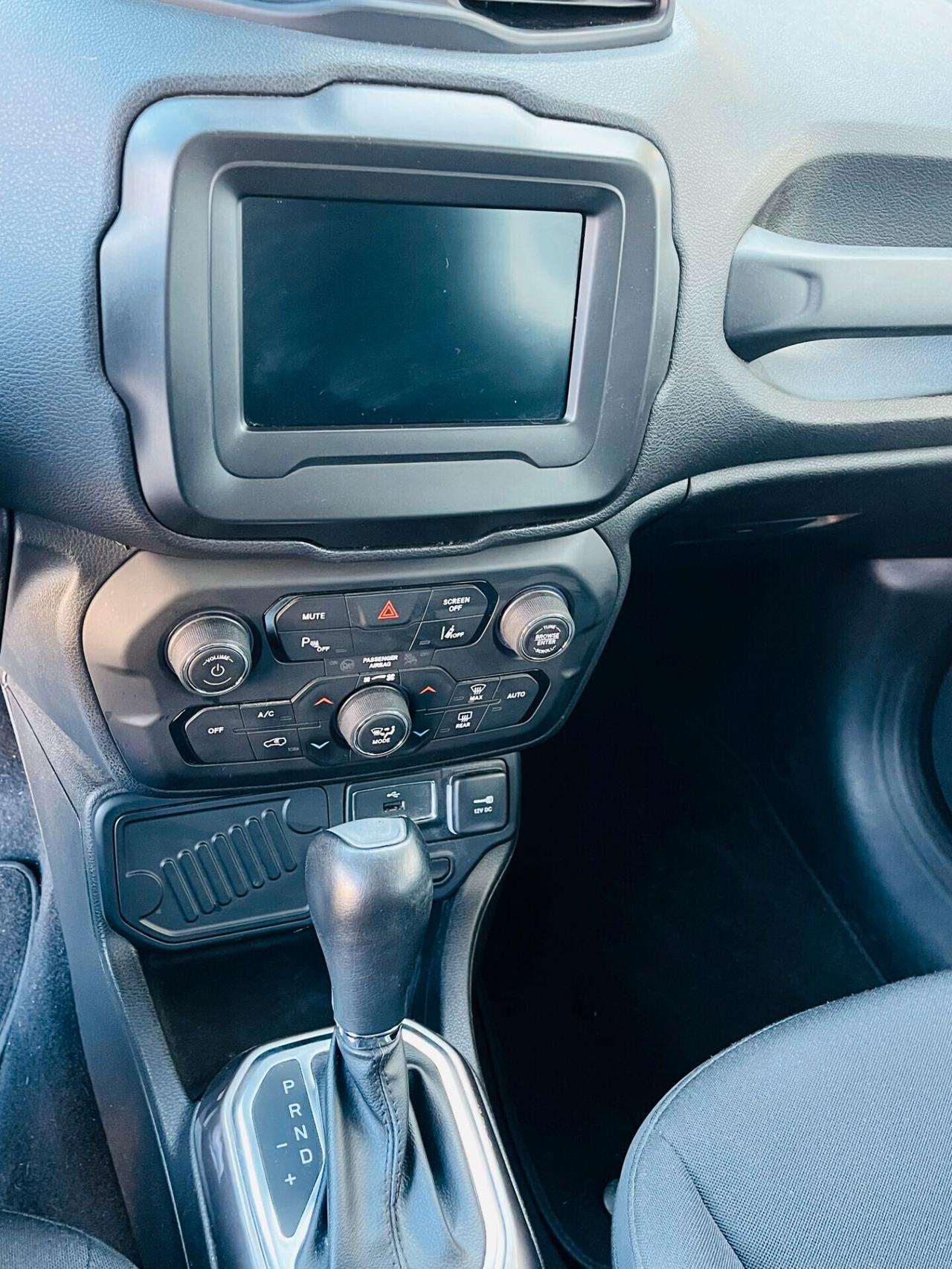 Jeep Renegade 1.3 T4 DDCT Limited prezzo reale no vincoli