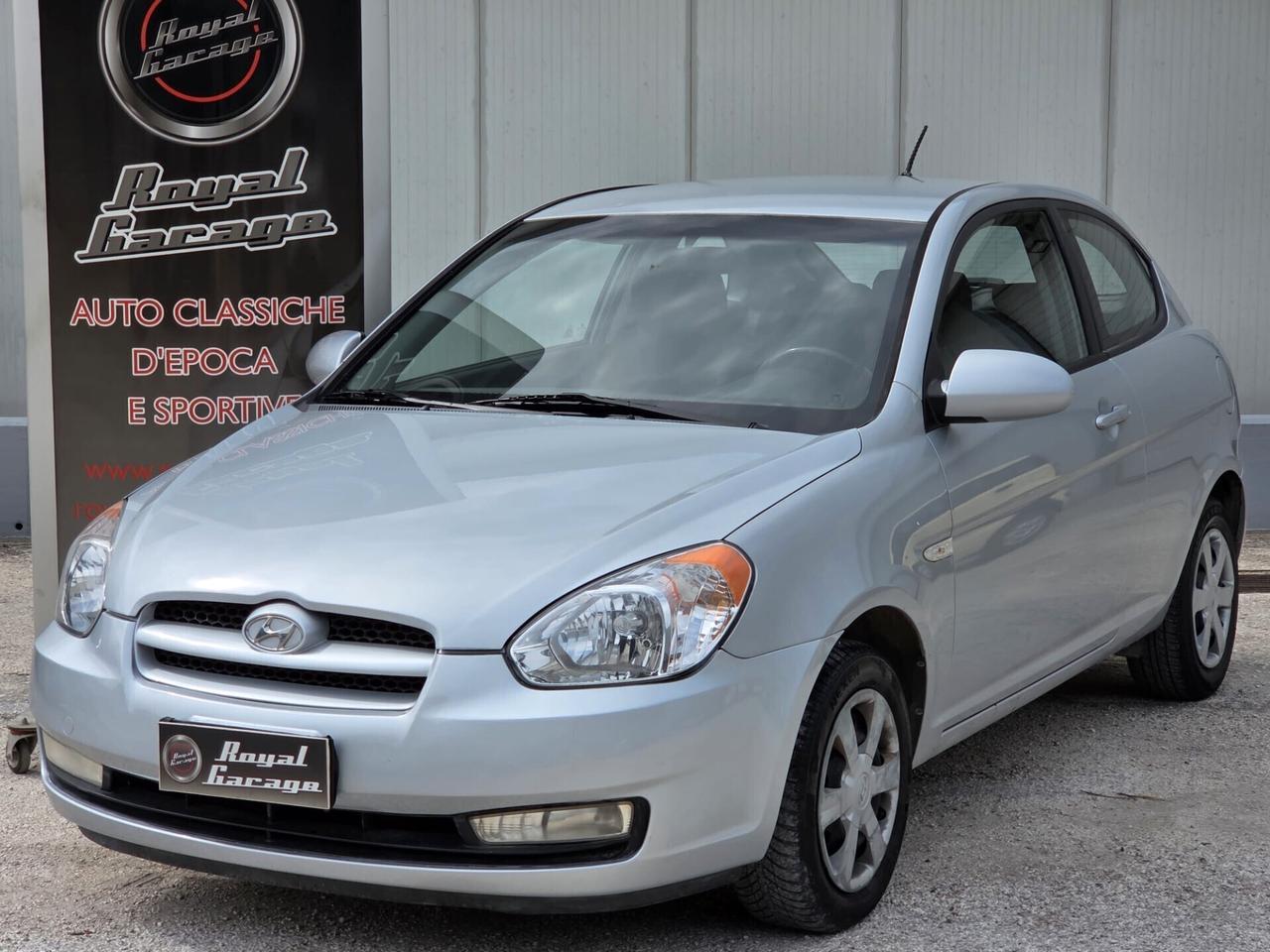 Hyundai Accent 1.4 DYNAMIC METANO -soli km 65.000-