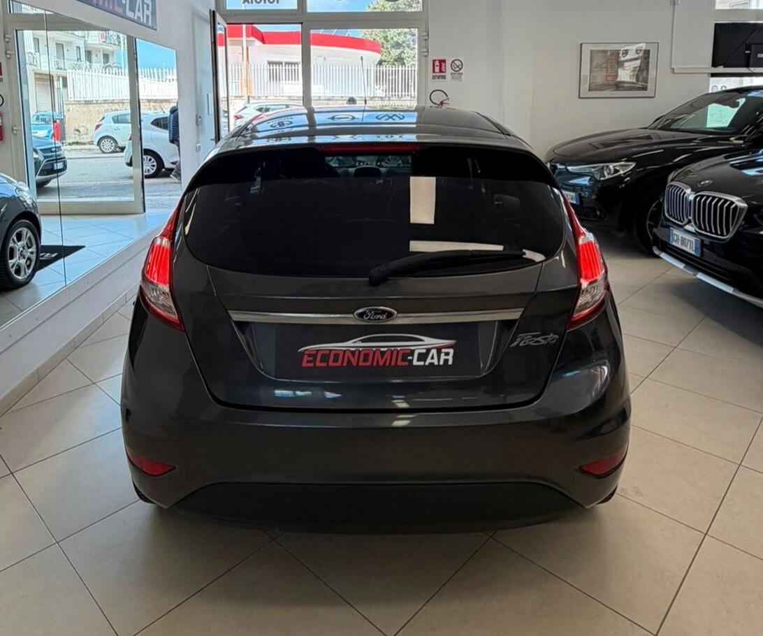 Ford Fiesta 1.5 TDCi 75CV 5 porte Titanium