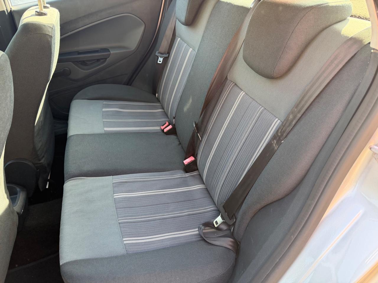 Ford Fiesta 1.4 TDCi 5p. Titanium Perfettamente funzionate