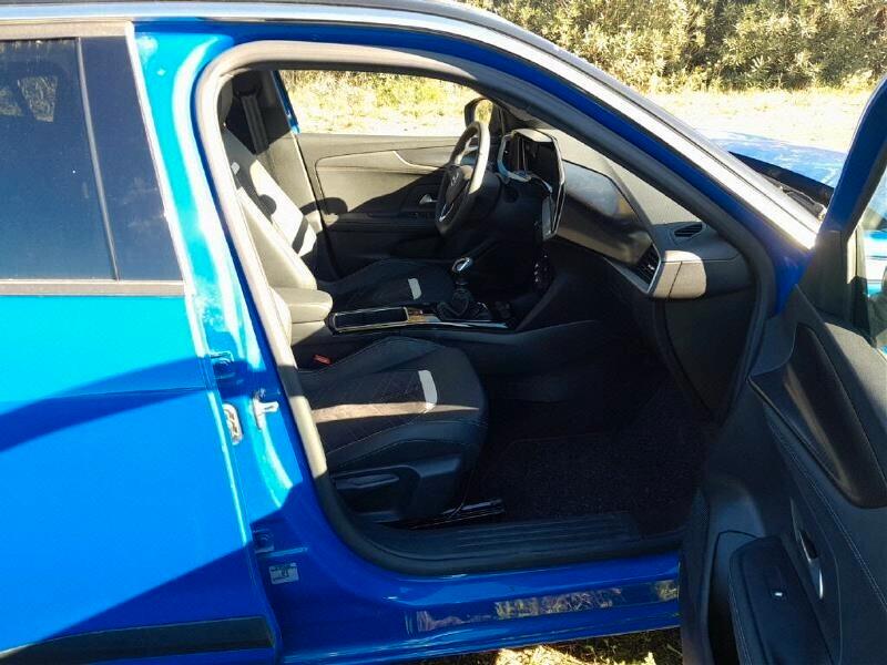 OPEL MOKKA 1.2 TURBO 136CV ULTIMATE ( FARI LED - PDC - COCKPIT - MIRROR - TELECAMERA POST. - TETTO BICOLORE - ADAPTIVE CRUISE )