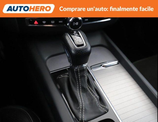 VOLVO XC60 D4 AWD Geartronic R-design