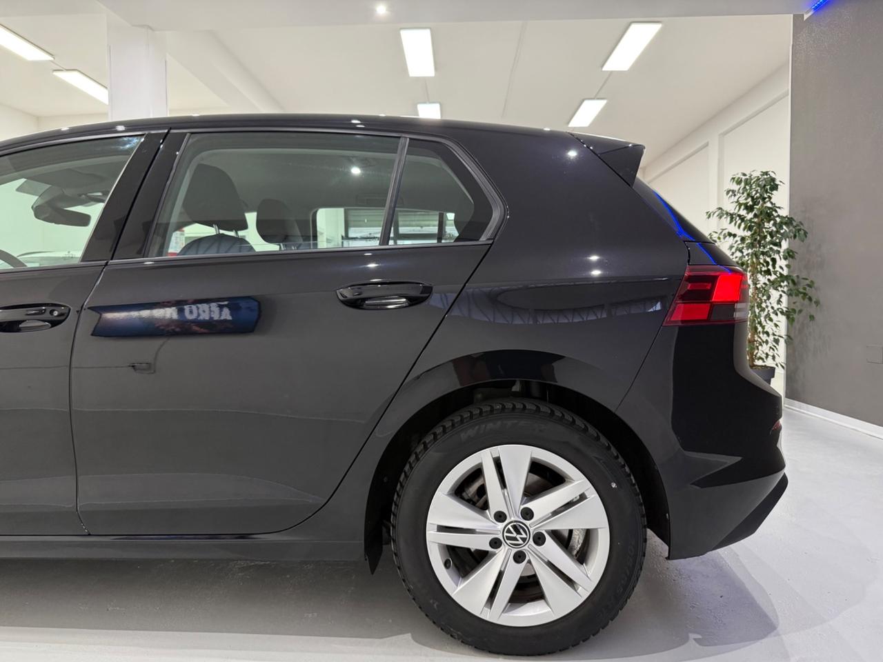 Volkswagen Golf 1.0 eTSI 115cv EVO DSG Life