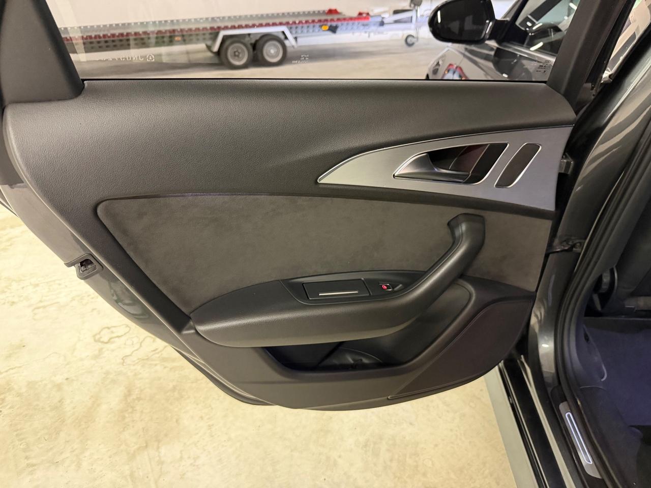 Audi A6 Avant 3.0 TDI quattro S-Line ++