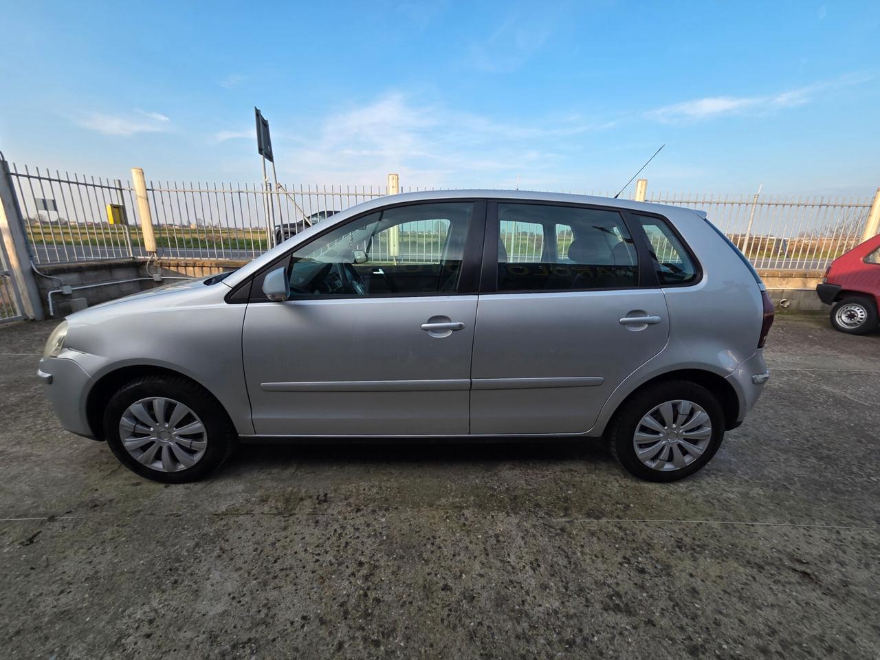 Volkswagen Polo 1.4/75CV 16V 5p. Comfortline