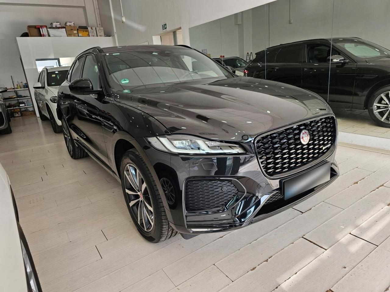 Jaguar F-Pace 2.0 D 204 CV AWD aut. R-Dynamic SE
