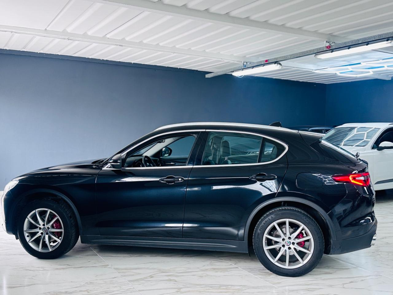 Alfa Romeo Stelvio 2.2 Turbodiesel 210 CV AT8 Q4 Executive