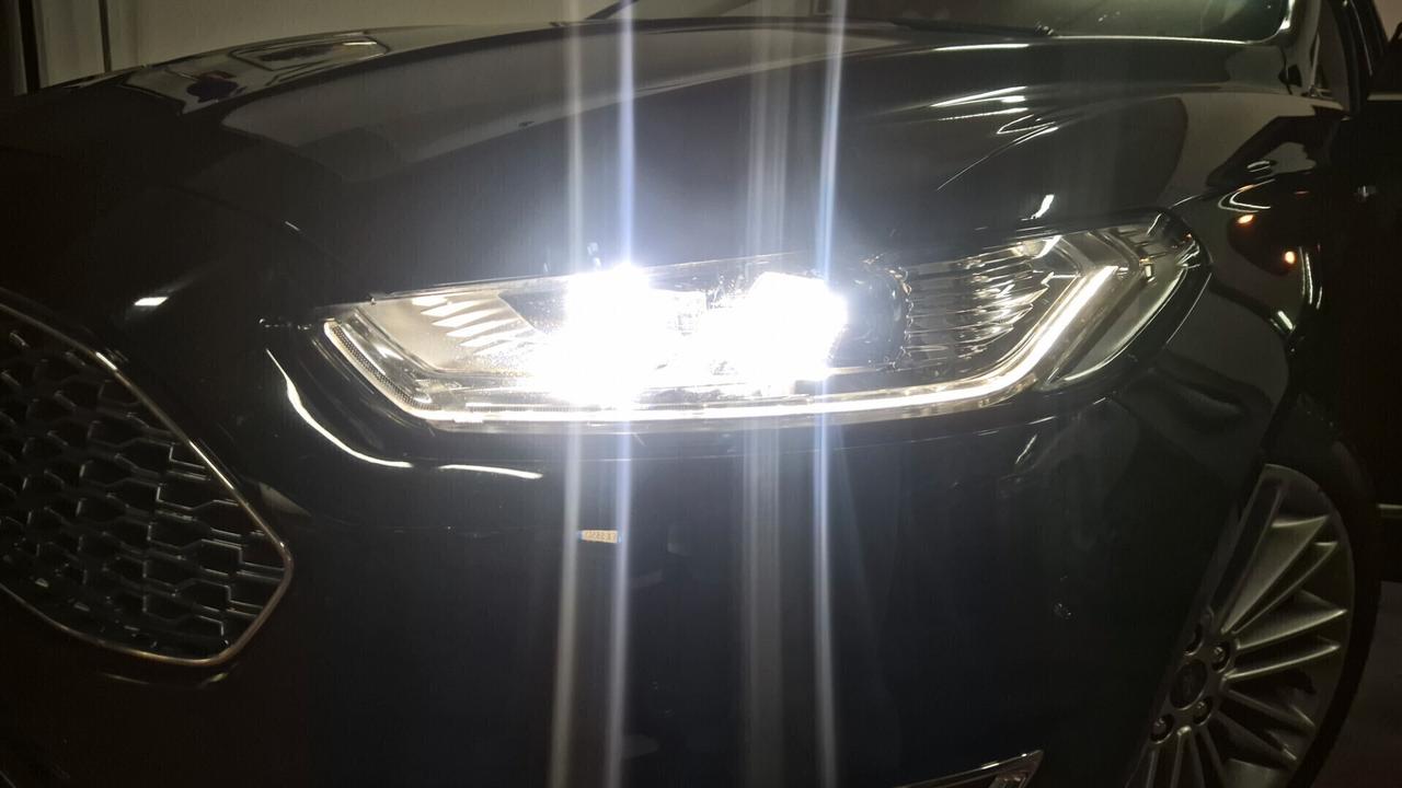 Ford Mondeo Full Hybrid 2.0 187 CV eCVT 4 porte Vignale