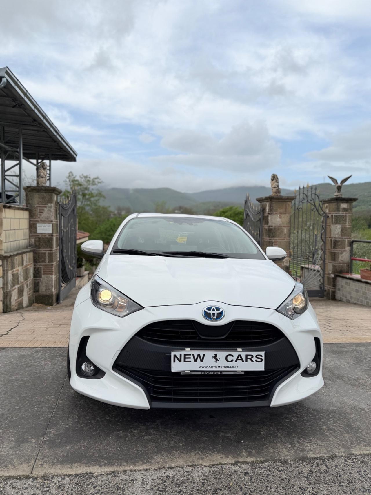 Toyota Yaris 1.5 Hybrid 5 porte Business