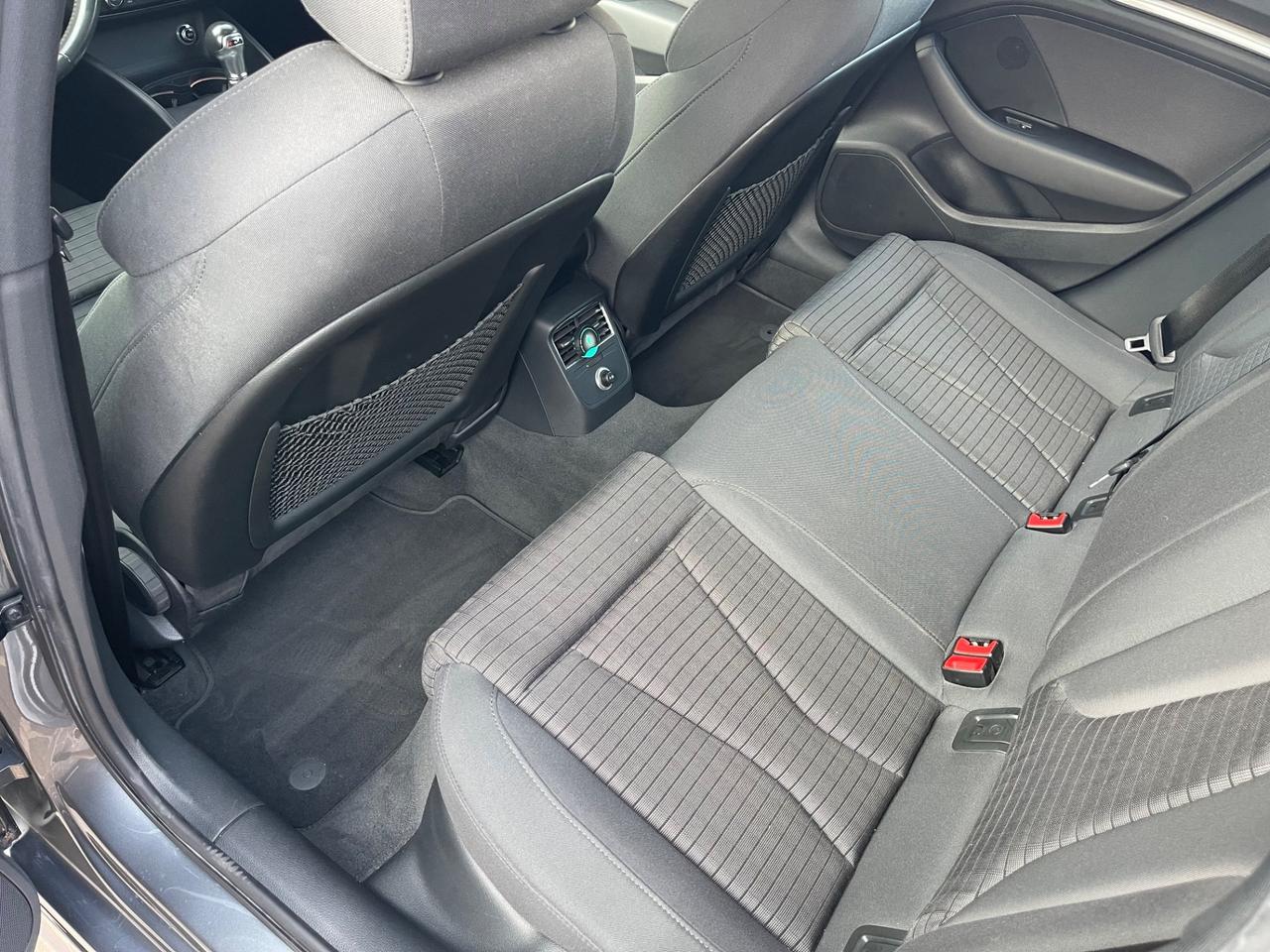 Audi A3 1.6 TDI 116 CV S tronic S-Line