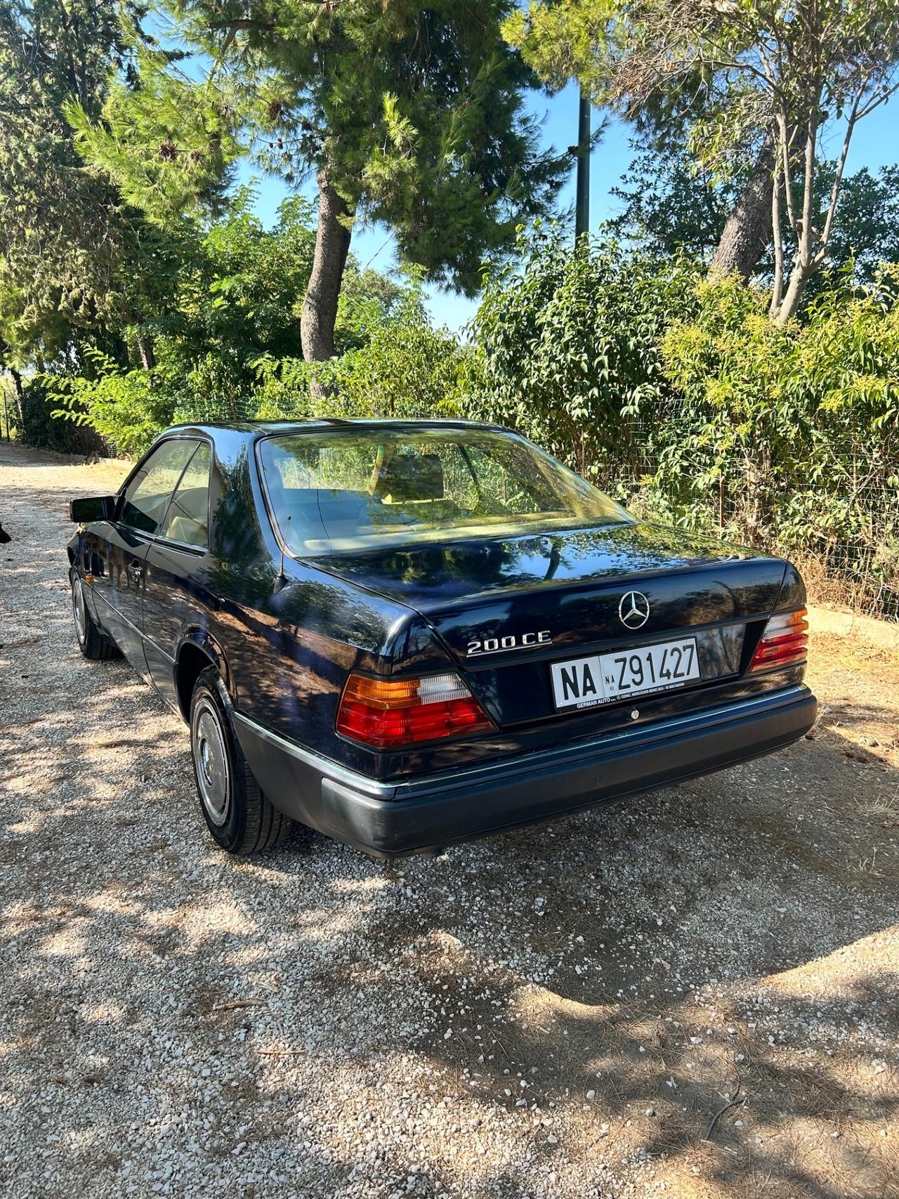 Mercedes-benz 300 200 CE cat Coupé