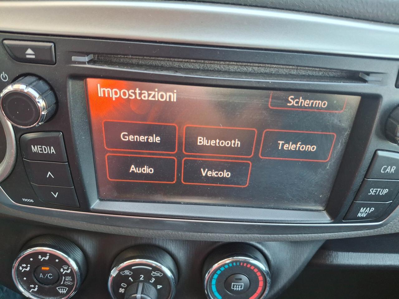 Toyota Yaris 1.0 GPL