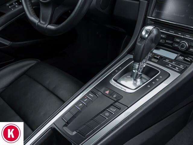 Porsche 911 3.8 Carrera 4S Coupé