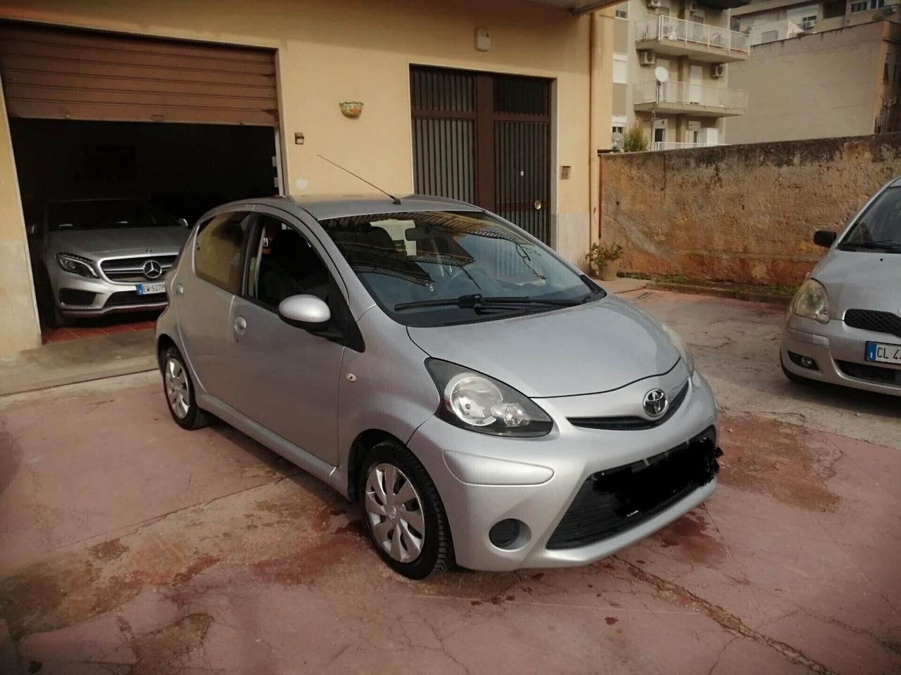 TOYOTA AYGO 1.0 68CV 2015 EURO 5 FULL BENZINA