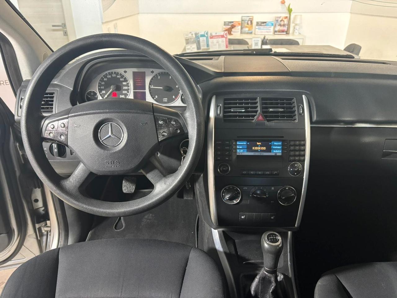 MERCEDERS CLASSE B 200 CDI