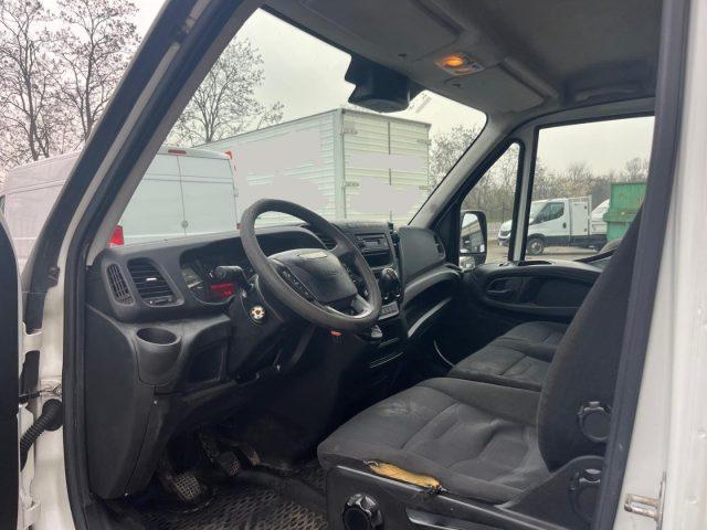 IVECO Daily 35C16 BTor 2.3 HPT PL-RG Cabinato