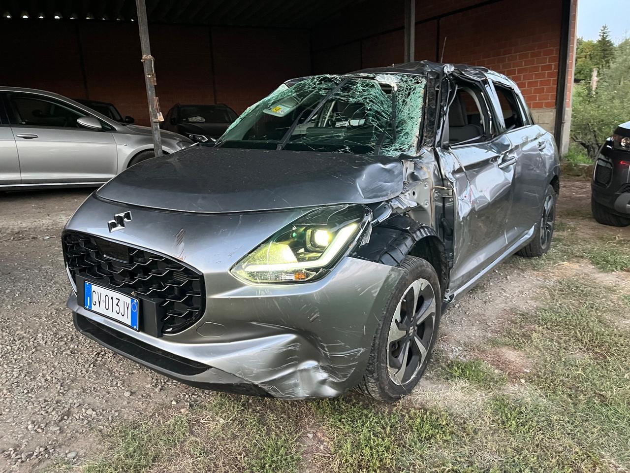 Suzuki Swift 1.2 Hybrid Top 2024 SOLI 1000km INCIDENTATA